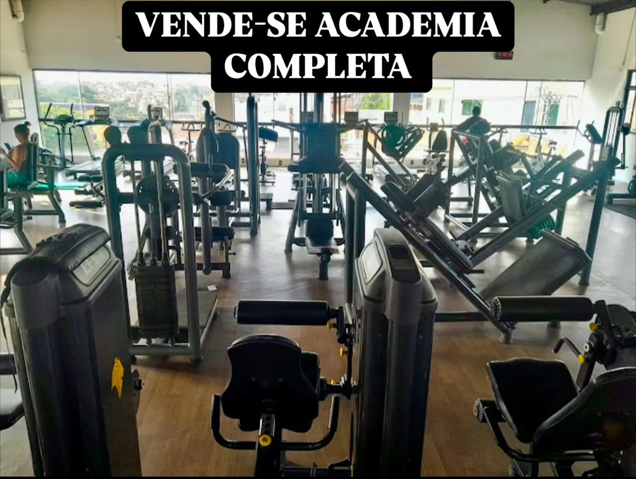 Academia Completa - Oportunidade Imperdível!
