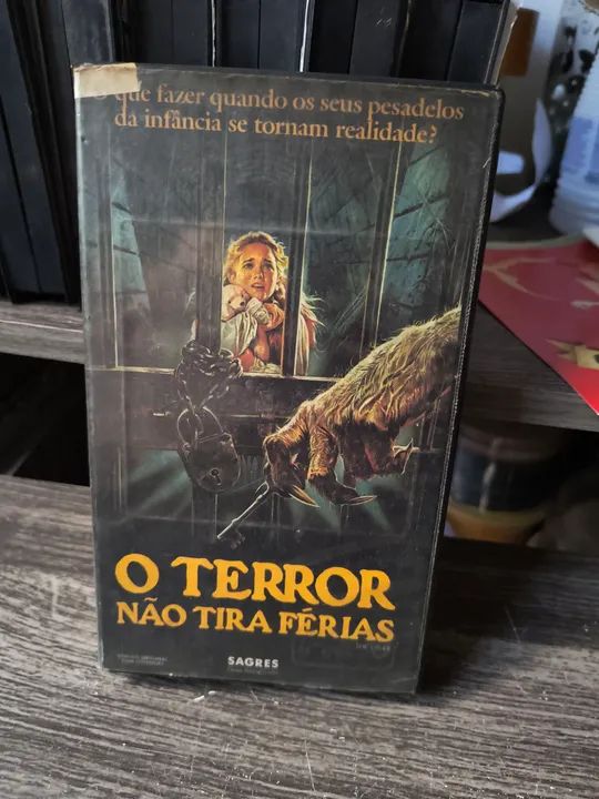 O Terror Não Tira Férias - VHS -Demons 3-  Lamberto Bava