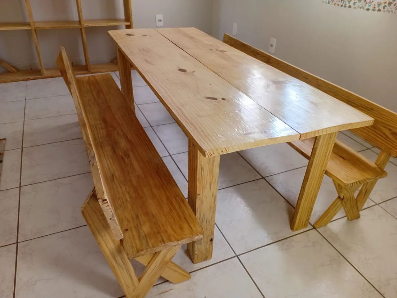 Custom-made tables64308479969922121