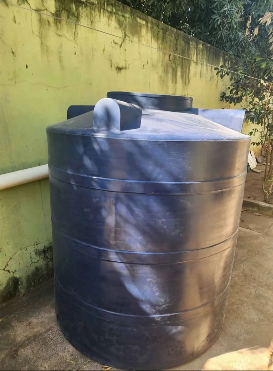 CAIXAS D'ÁGUA DE 2 MIL LITROS 