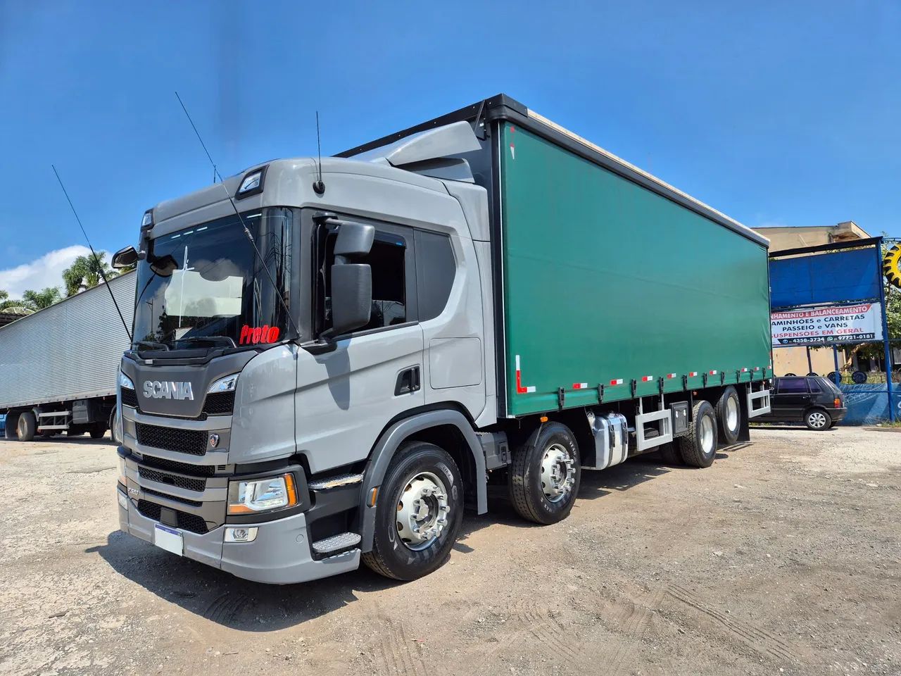 Scania p320 2024 bitruck 4 eixos 8x2 baixo km
