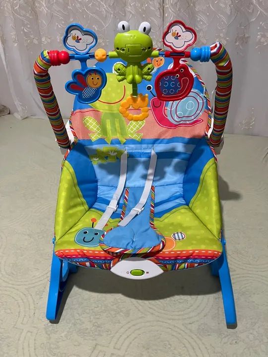 Cadeirinha que vibra e toca