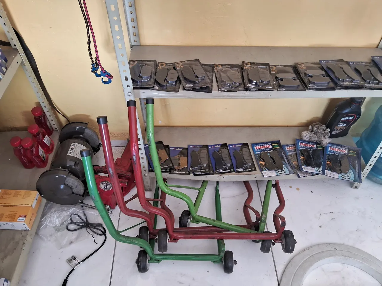 Vendo a loja completa (peças e ferramentas)
