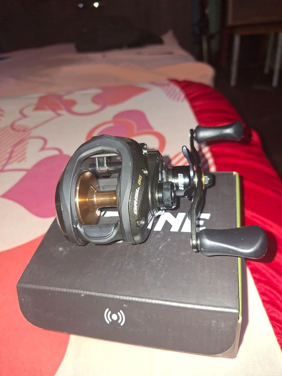 Carretilha brisa big game...LADO DIREITO - Foto 2