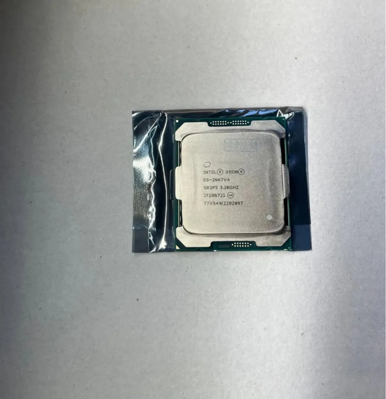 Processador Intel Xeon E5-2667 v4 3.20GHz
