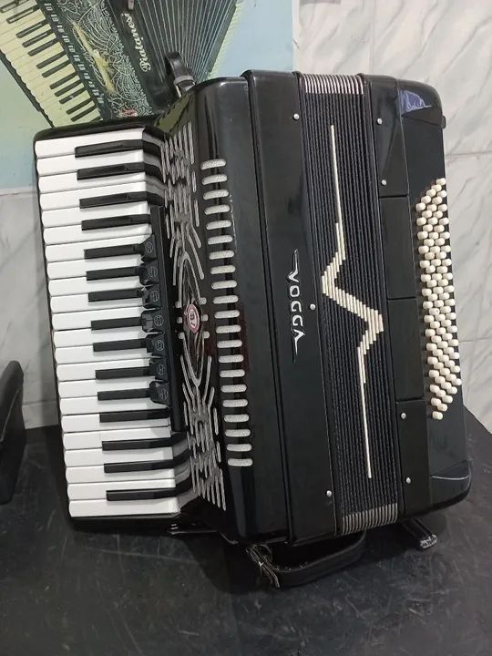 Sanfona vooda 80 baixos - Foto 2