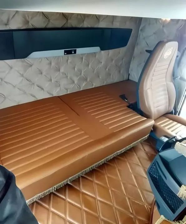 Volvo FH  460 6x4 2015 + Rodocaçamaba engatada. - Foto 8