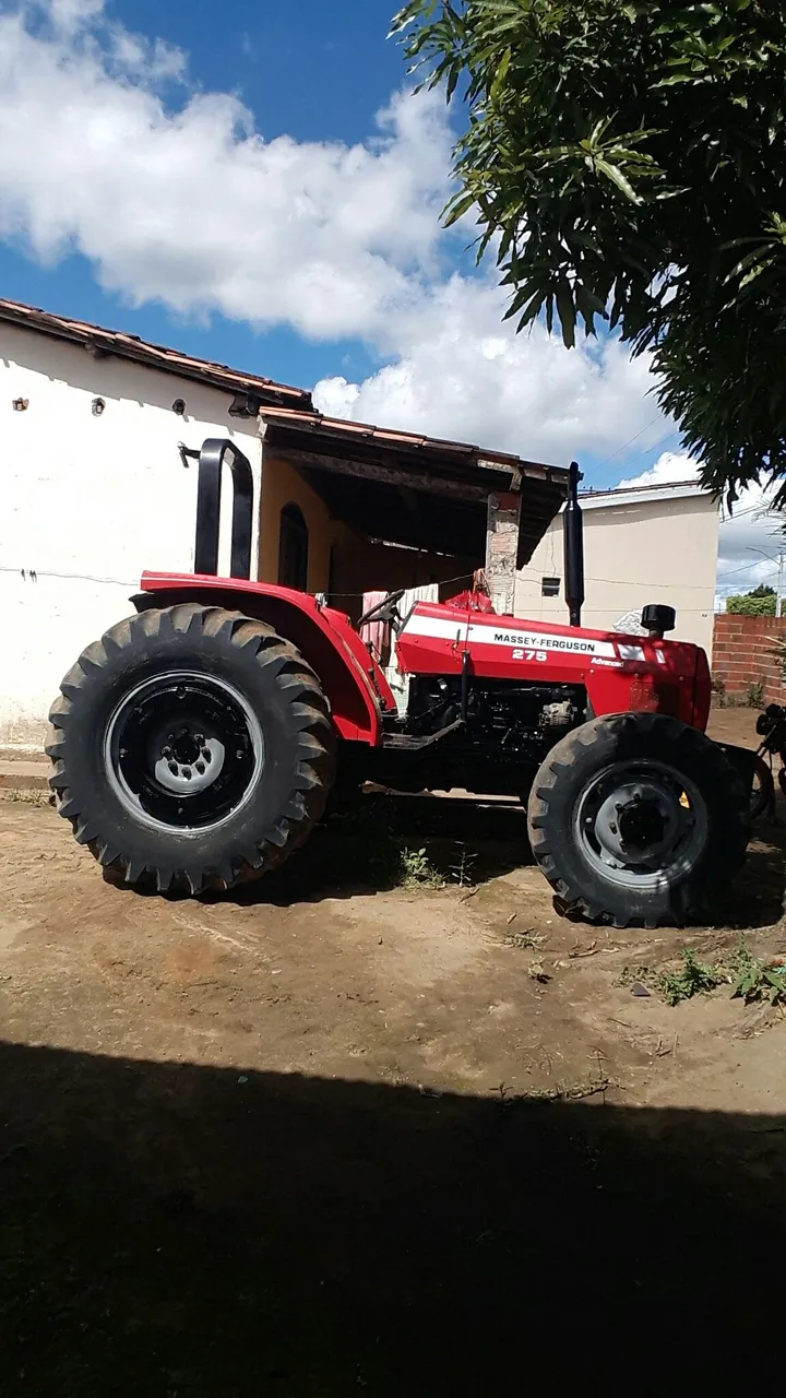 Trator Massey Ferguson 275