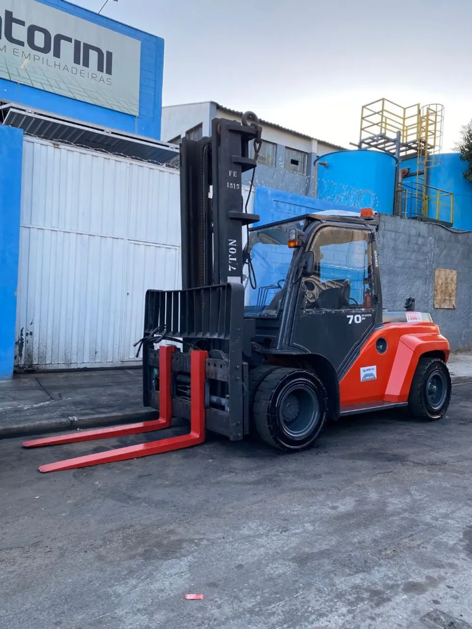 Empilhadeira Toyota 7.0 Ton - automática - Excelente Estado