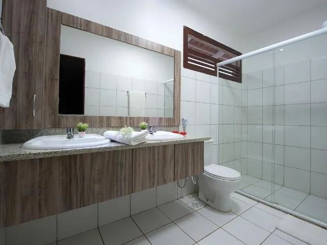 ALUGO POR TEMPORADA - Mansão Vista Mar-35 Pessoas-8 Suítes AR/TV/BOX/Água Quente-Próxima B - Foto 9