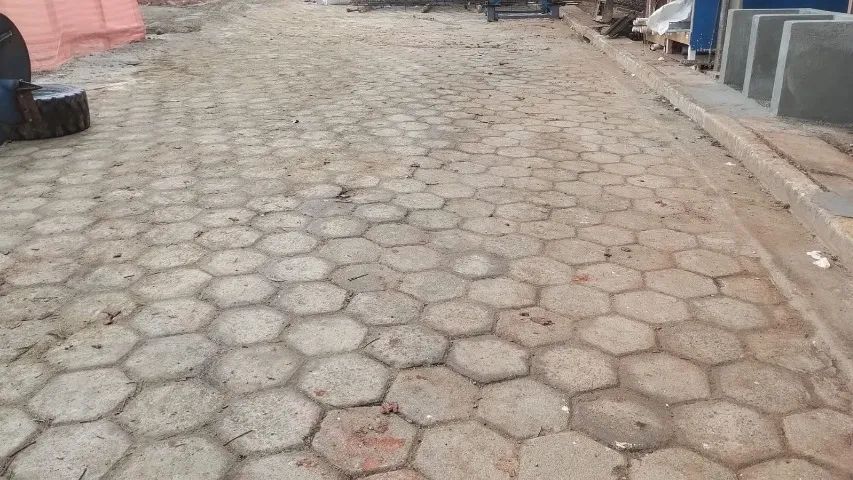 Bloquetes Usados à venda - Foto 2