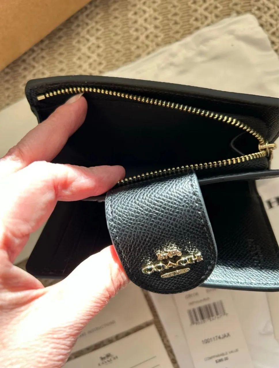 carteira coach corner zip preto coach - Foto 3