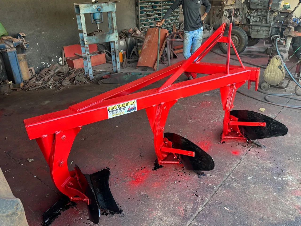 Arado Iveca 3 bicos Ikeda - Foto 4