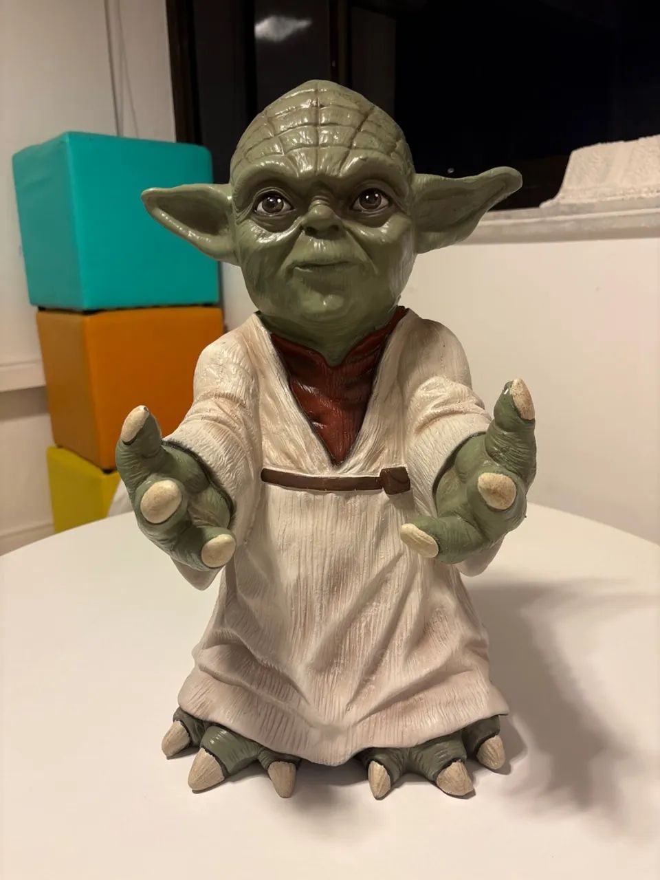 Estátua Colecionável Star Wars Yoda