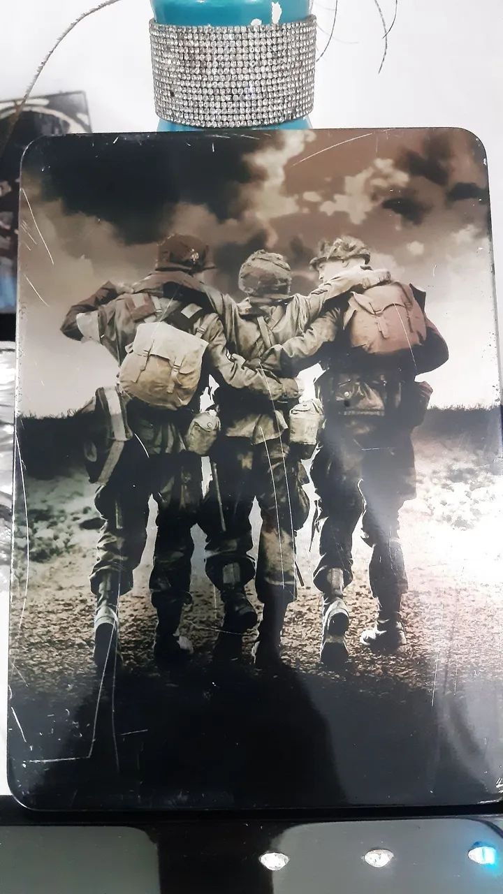 Box de Lata cm 6 dvds - Band of Brothers em ingles - DVD - Foto 3