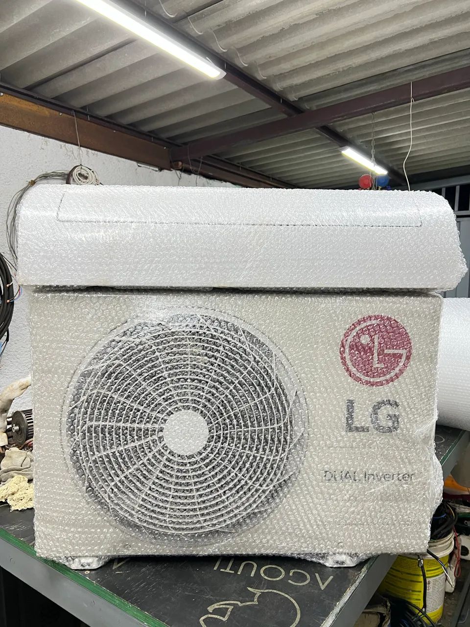 AR CONDICIONADO SPLIT LG DUAL INVERTER 12000 BTUS - Foto 2