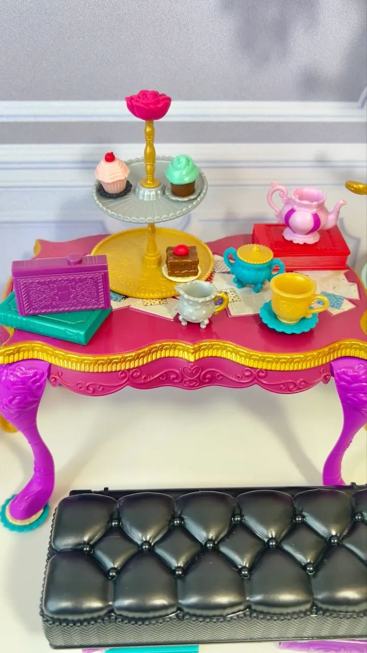 Ever After High Madeline Hatter Hat-tastic Party Playset - Foto 4