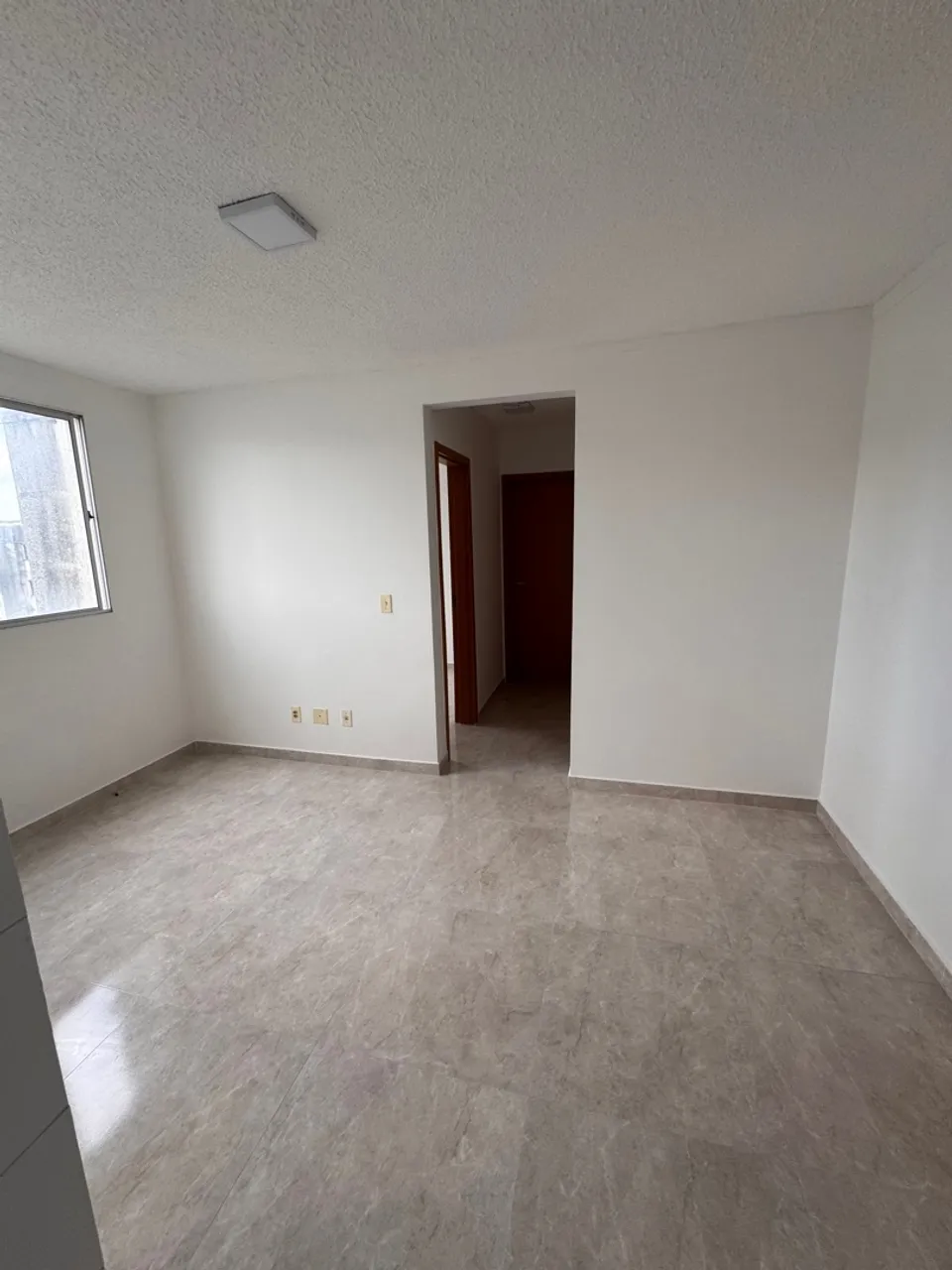 Alugo apartamento no Condomínio Pontal das Marés.