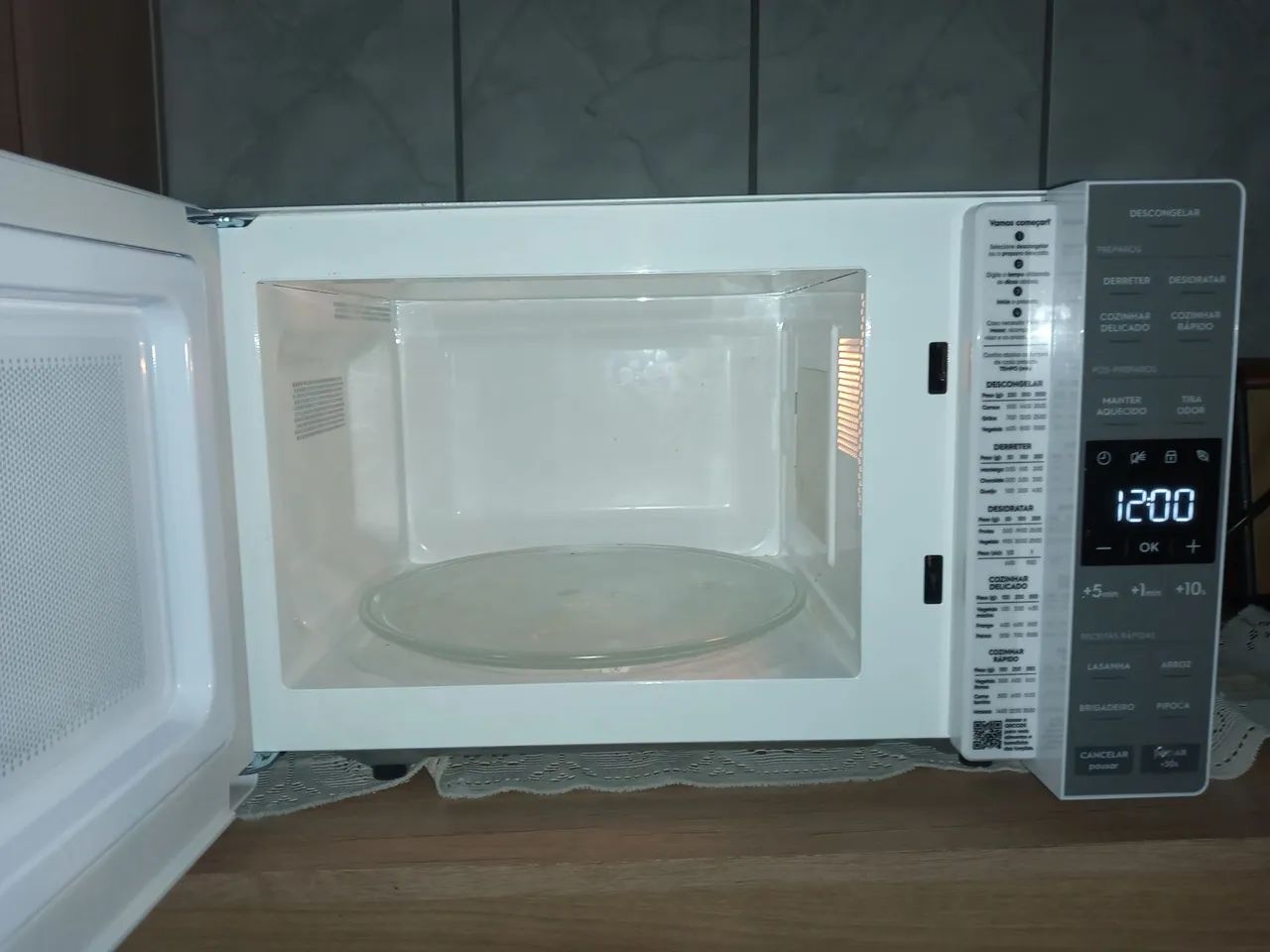 Microondas Eletrolux SEMI-NOVO - Foto 2