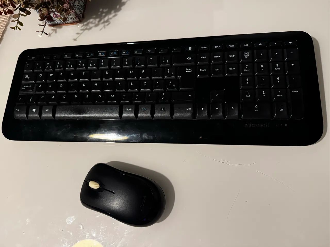 Microsoft 850 Kit - Keyboard + Mouse64374417895810120