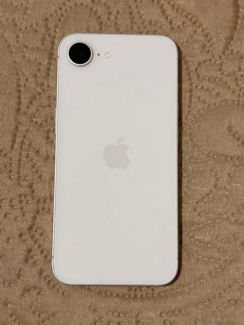 Apple iPhone 16e de 256 GB Branco (Apenas 4 meses de uso