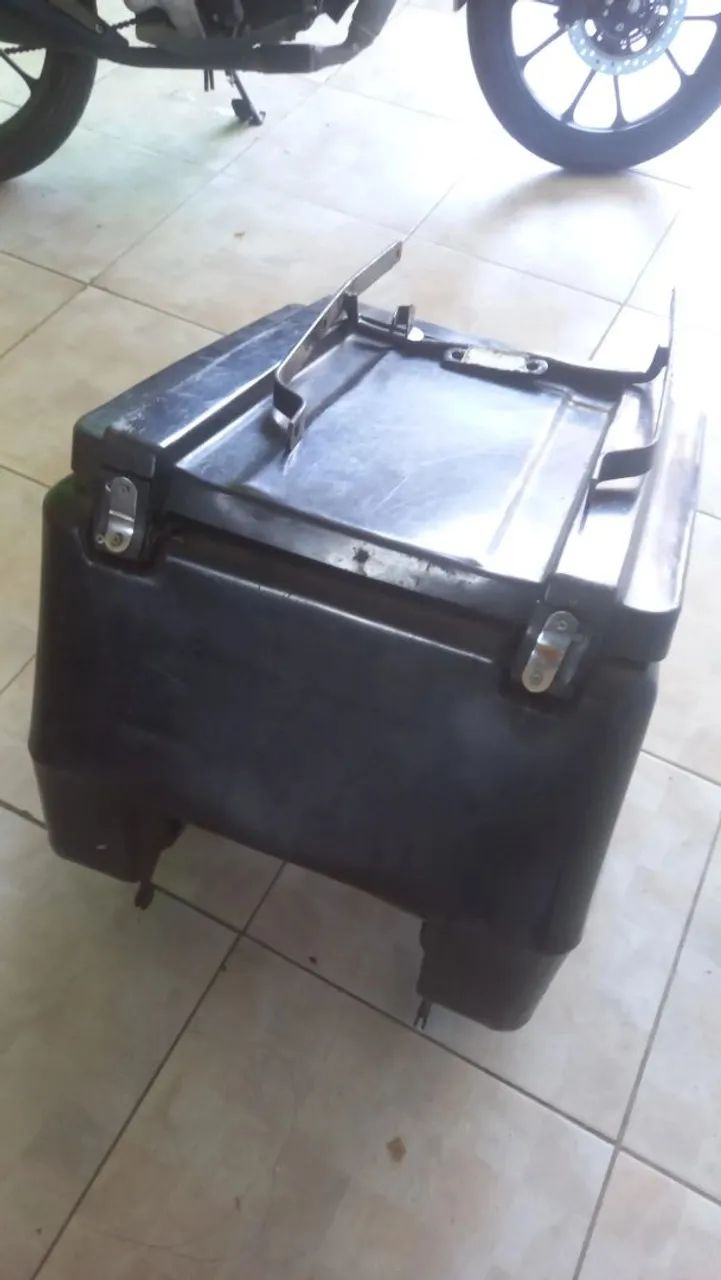 Baú bagageiro com suporte 