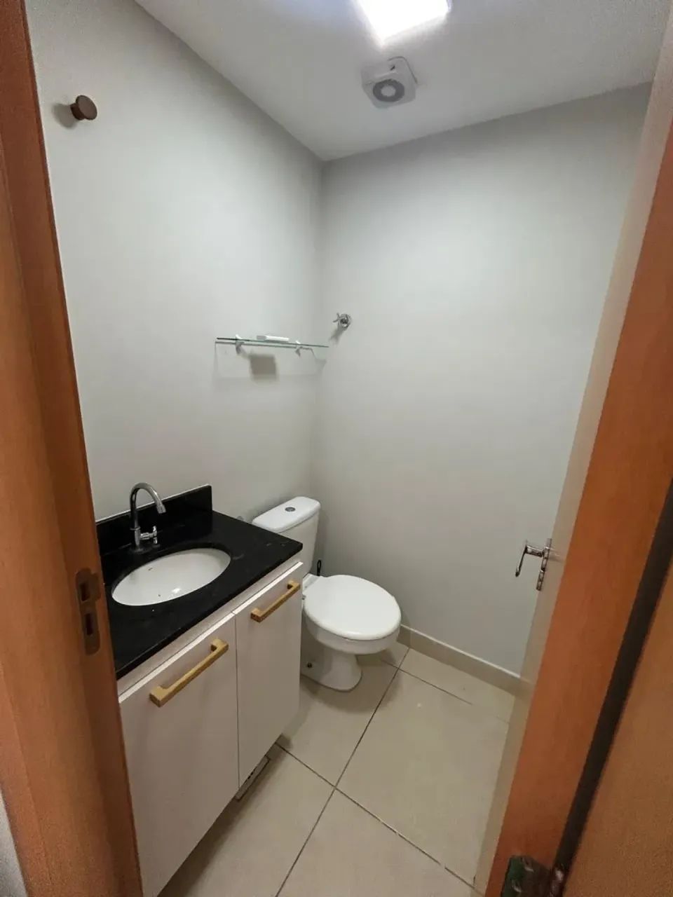 Alugo Sala comercial no Parque Office - Bem localizado - 33m2 - Split - Foto 2