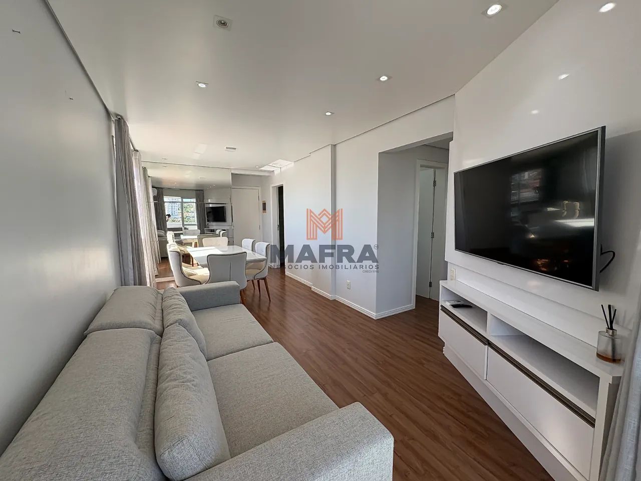 3 dormitórios 100% mobiliado - Jardim Atlântico