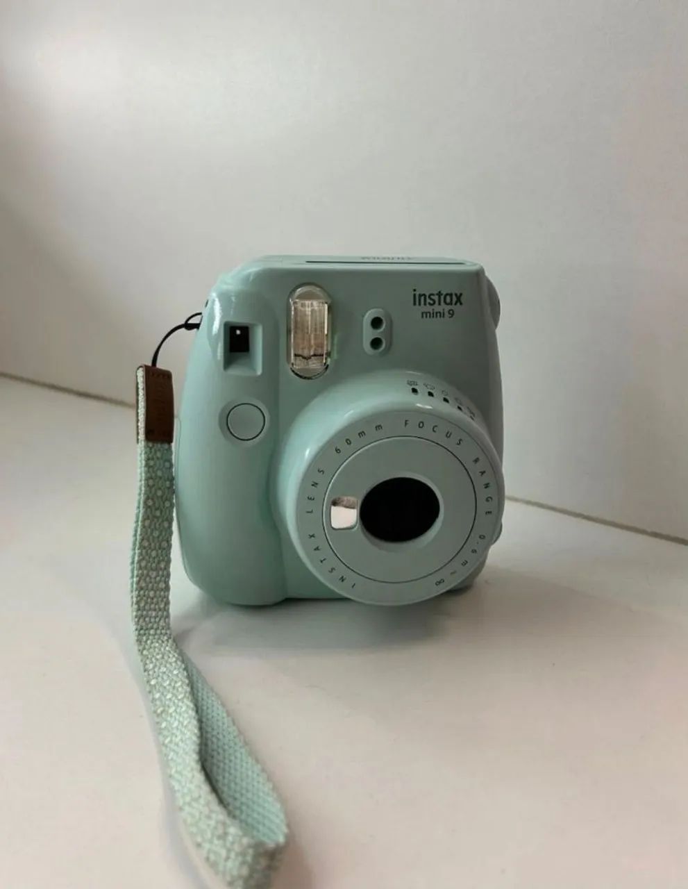 Câmera Instax Mini 9