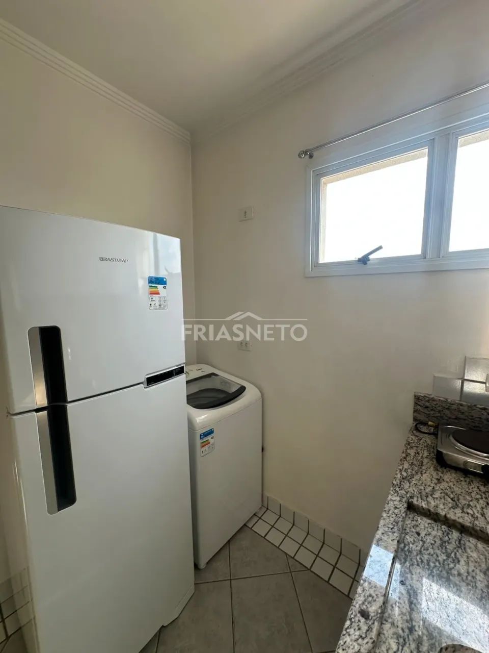 Apartamento todo equipado e mobiliado para locação no Centro - Foto 2