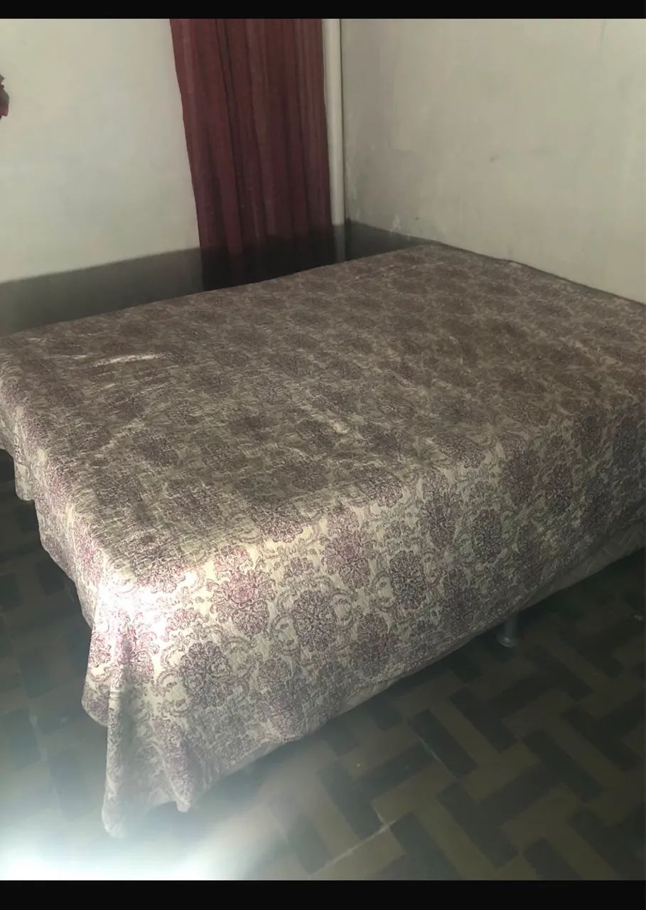 Cama box casal Queen 