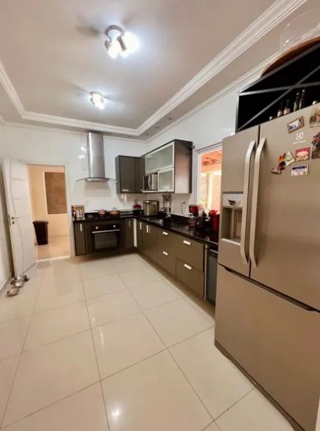 Vendo casa no Planalto MD16