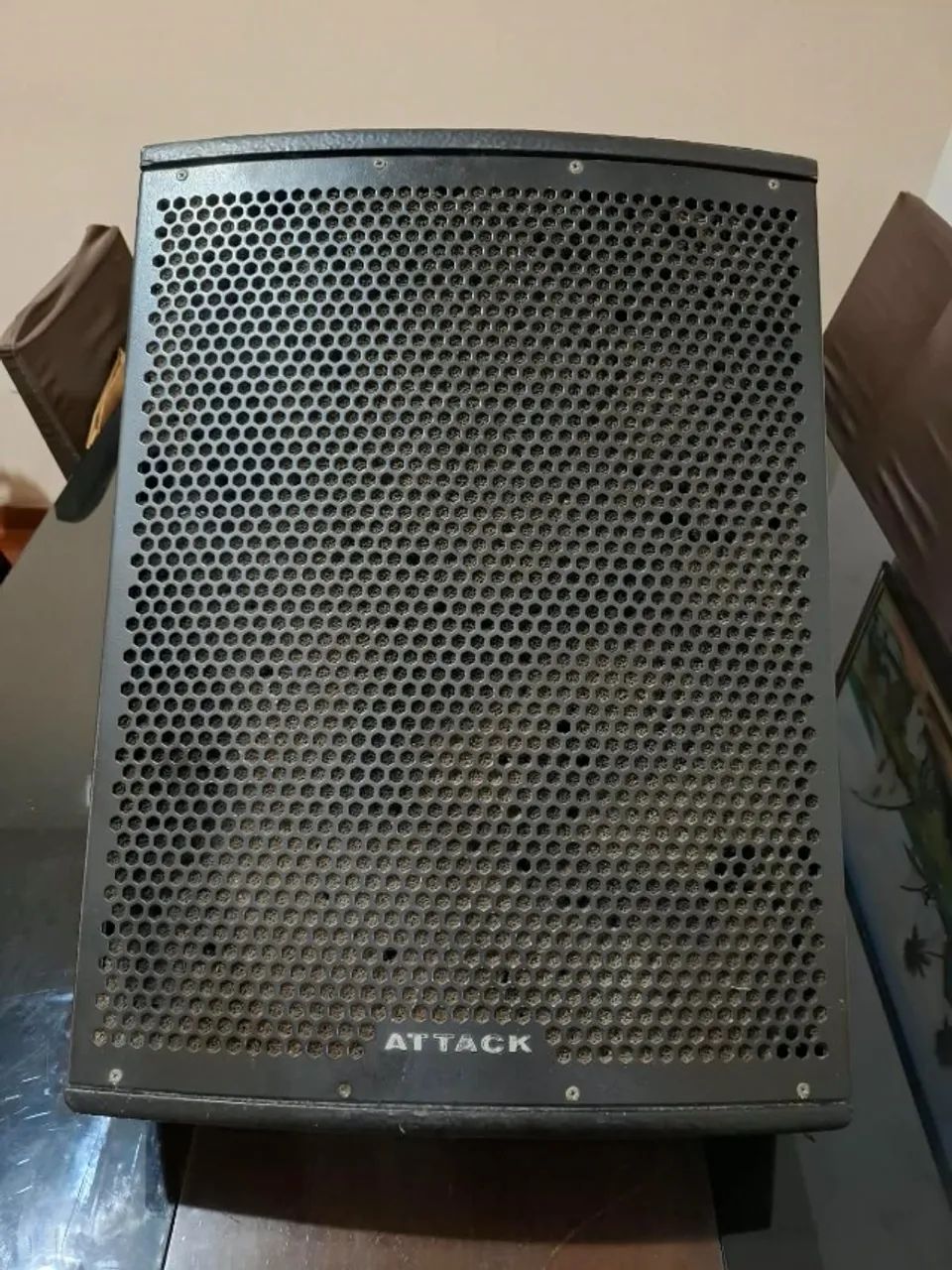 Monitor passivo de 2 via ATTACK VRM1220