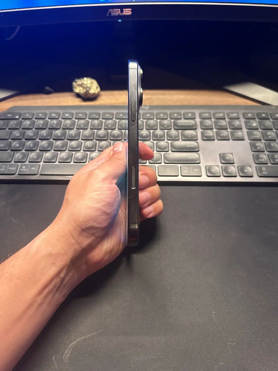 iPhone 16 pro Max 512 - Foto 3