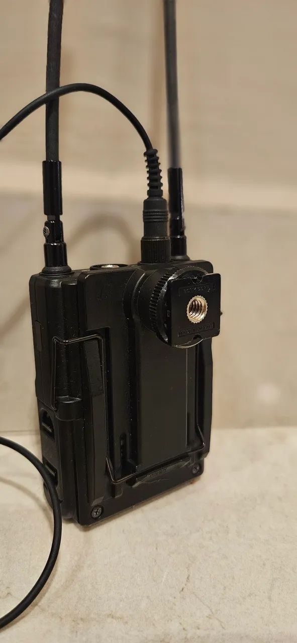 Microfone sem fio Sony UWP-D11 - Transmissor e Receptor - Foto 2