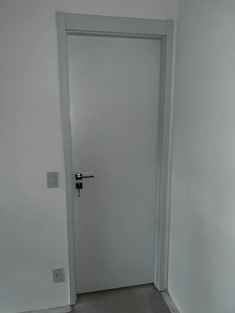 Porta Interna Lisa com Batente