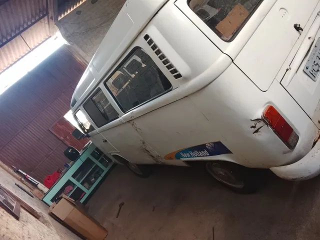 Volkswagen Kombi Standard/ Luxo/ Serie Prata 2005
