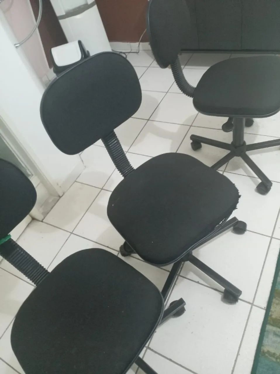cadeiras giratórias simples - Foto 3