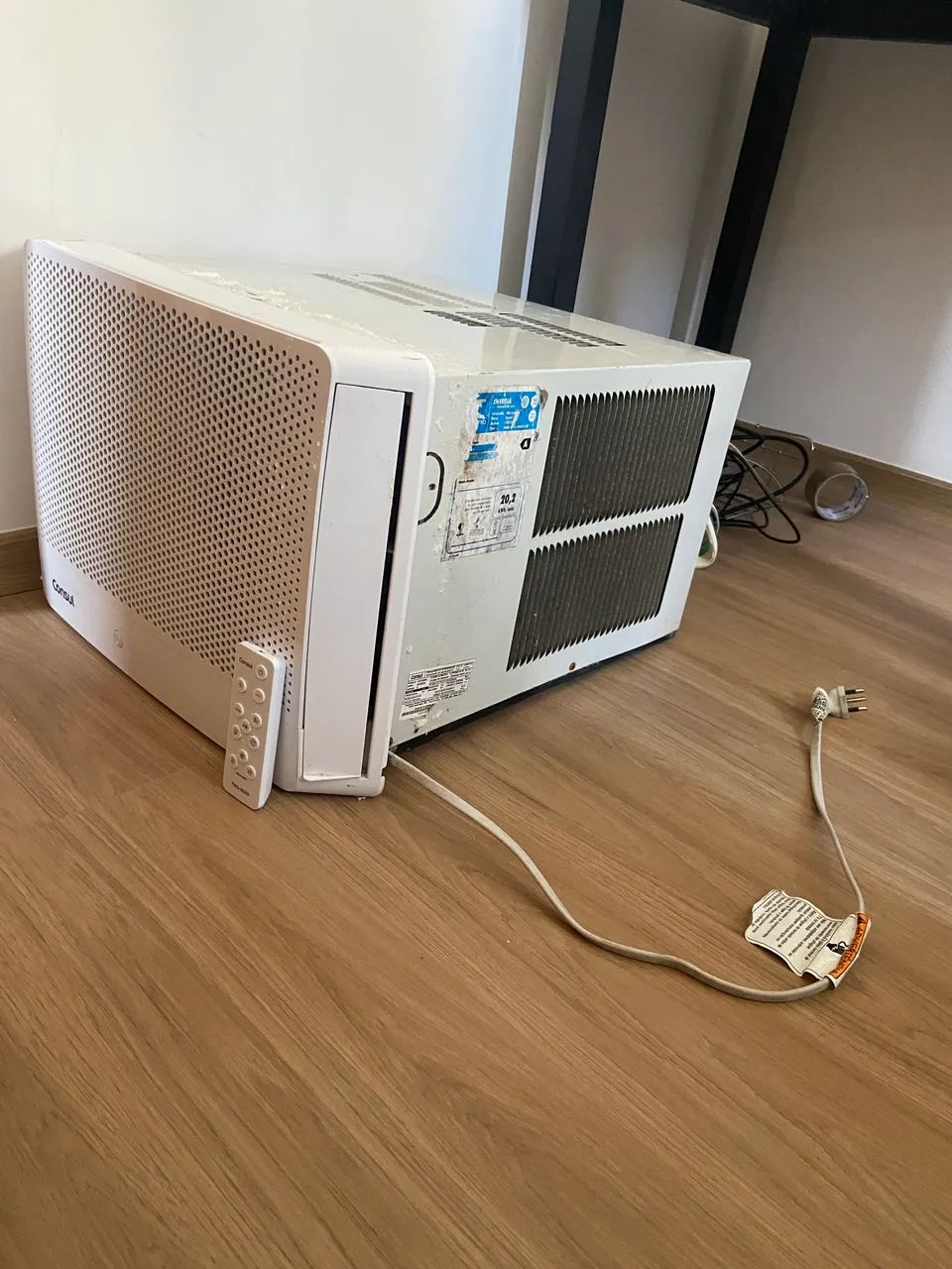 Ar Condicionado de janela cônsul acionameto com controle remoto - Foto 4