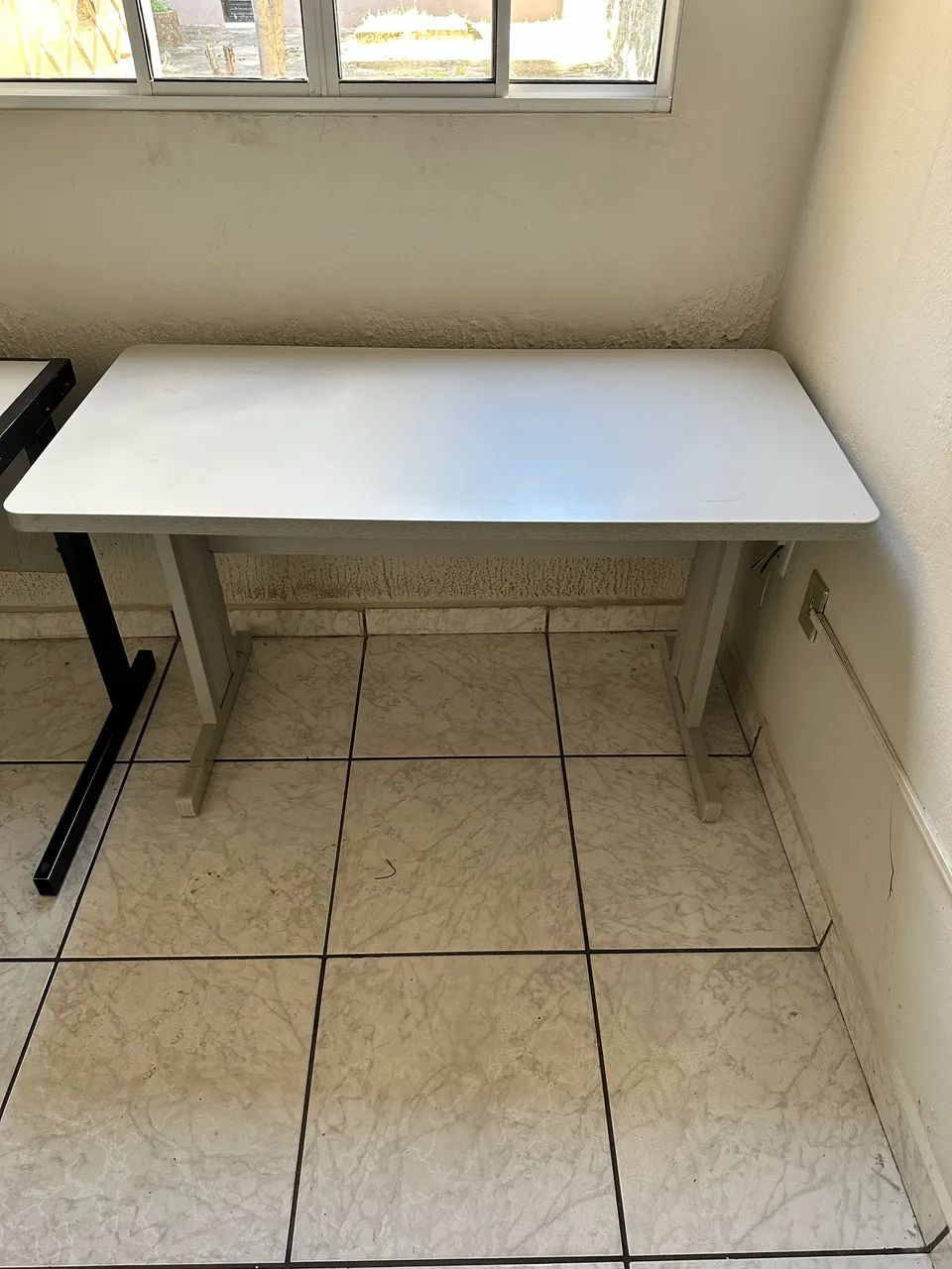 4 escrivaninhas e 2 arquivos - Foto 5