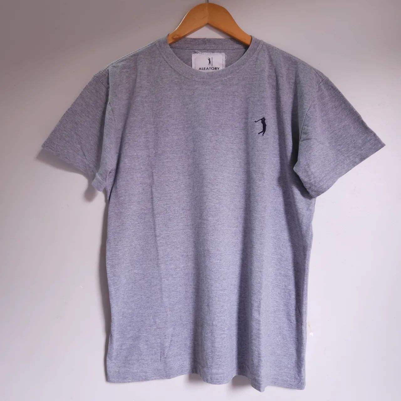 3 Camisetas Básicas - Aramis (M)  - Foto 4