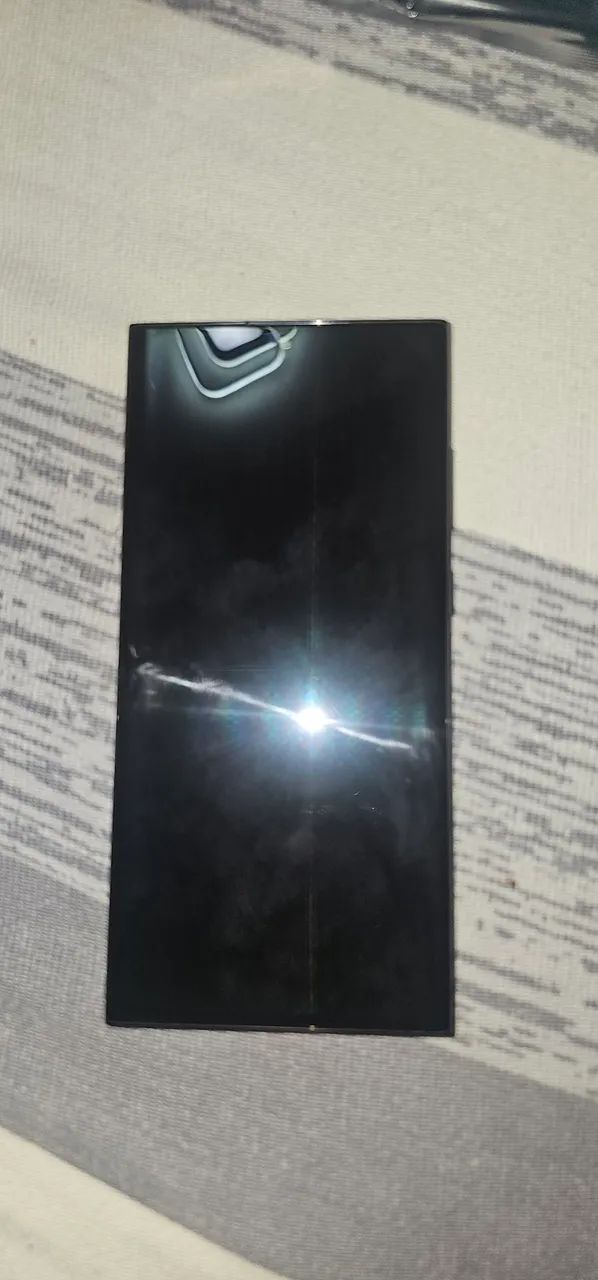Display samsung S23 ultra com aro  - Foto 5