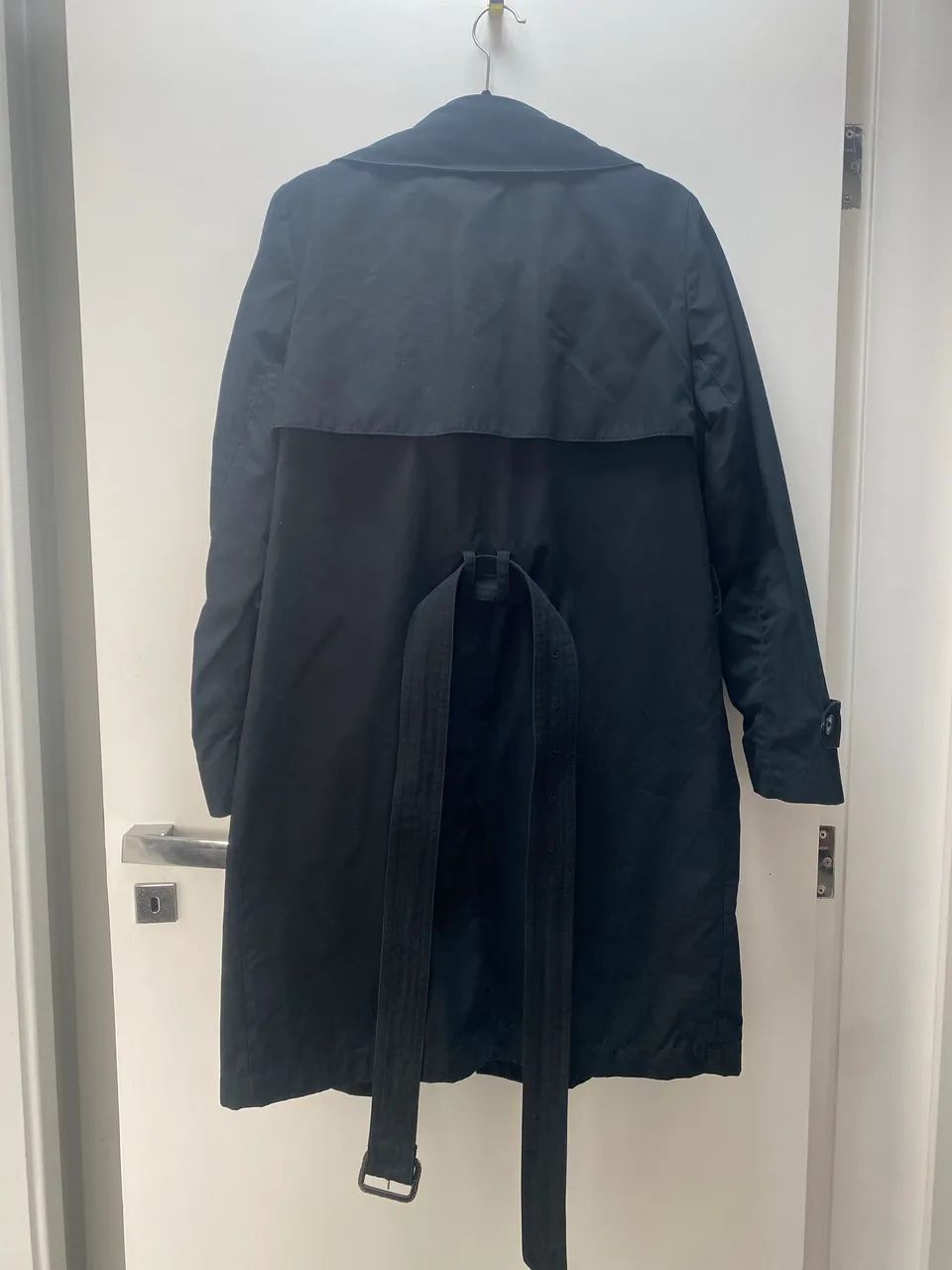 Casaco preto Trench Coat GAP  - Foto 4