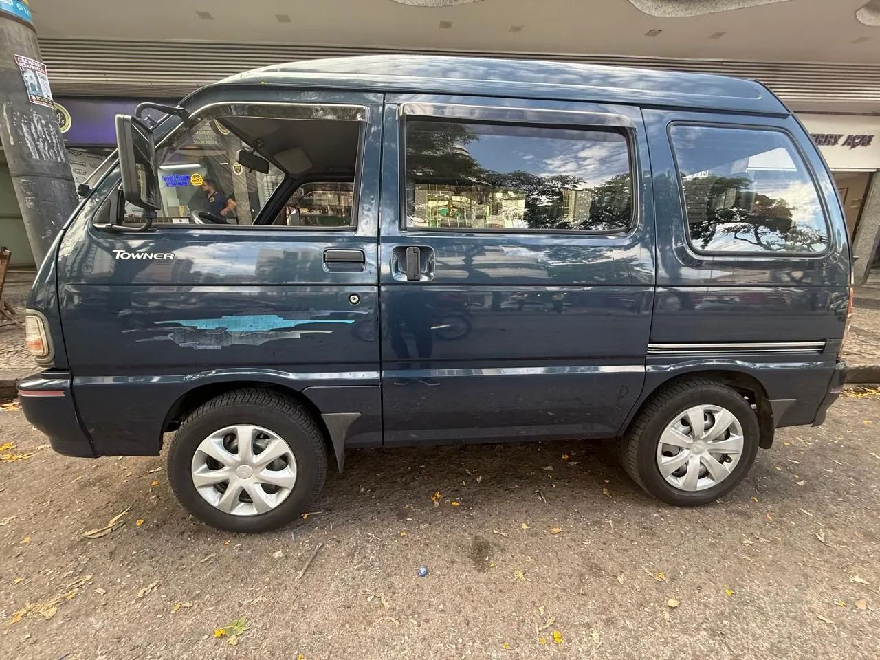 Asia Motors Towner Glass Van 1995