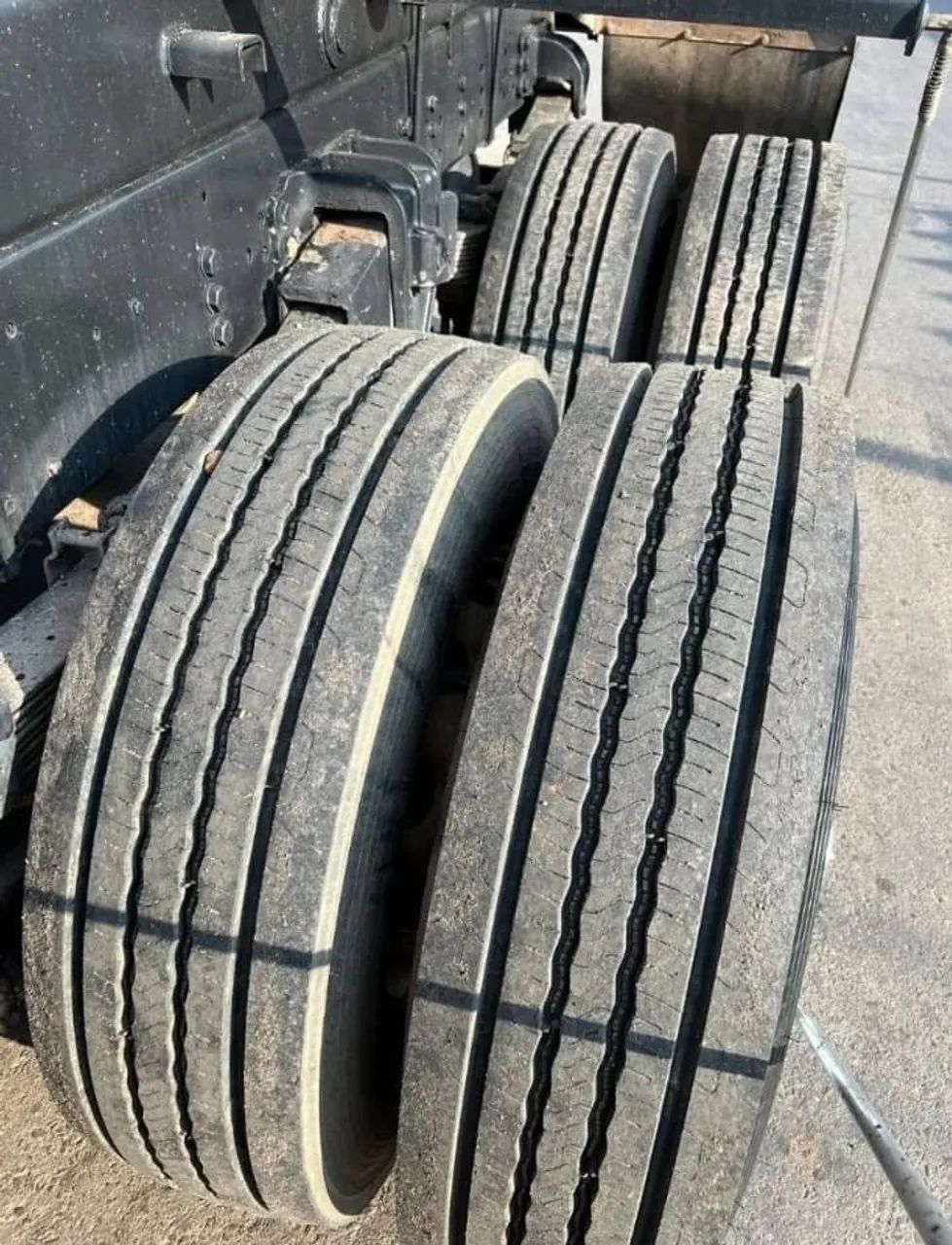 Vw 24-250 caçamba 6x2 ano 2012 - Foto 5