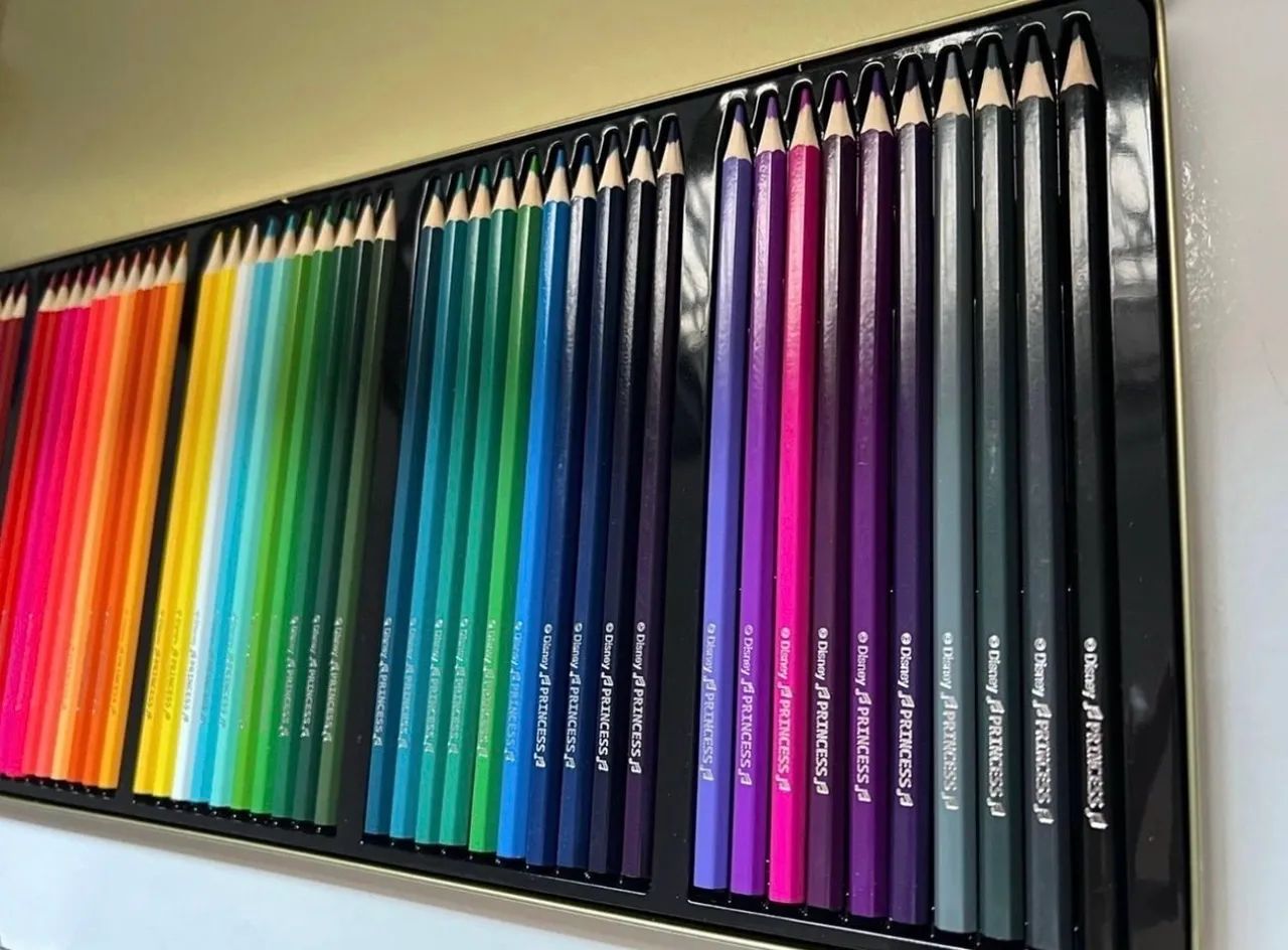 Caixa de Lápis de Cor Disney - 50 cores - Foto 5