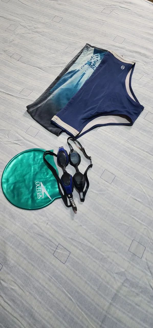Óculos de Natação Speedo + Brinde