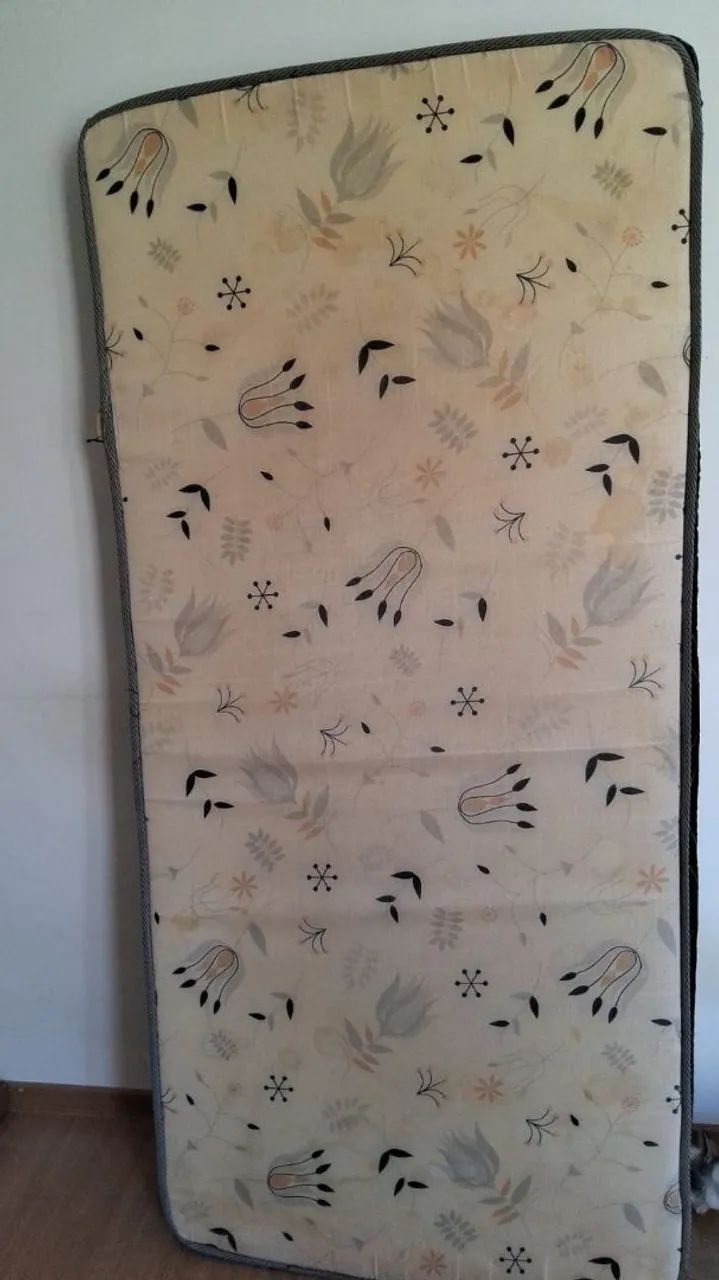 VENDO CAMA DE SOLTEIRO  - Foto 4
