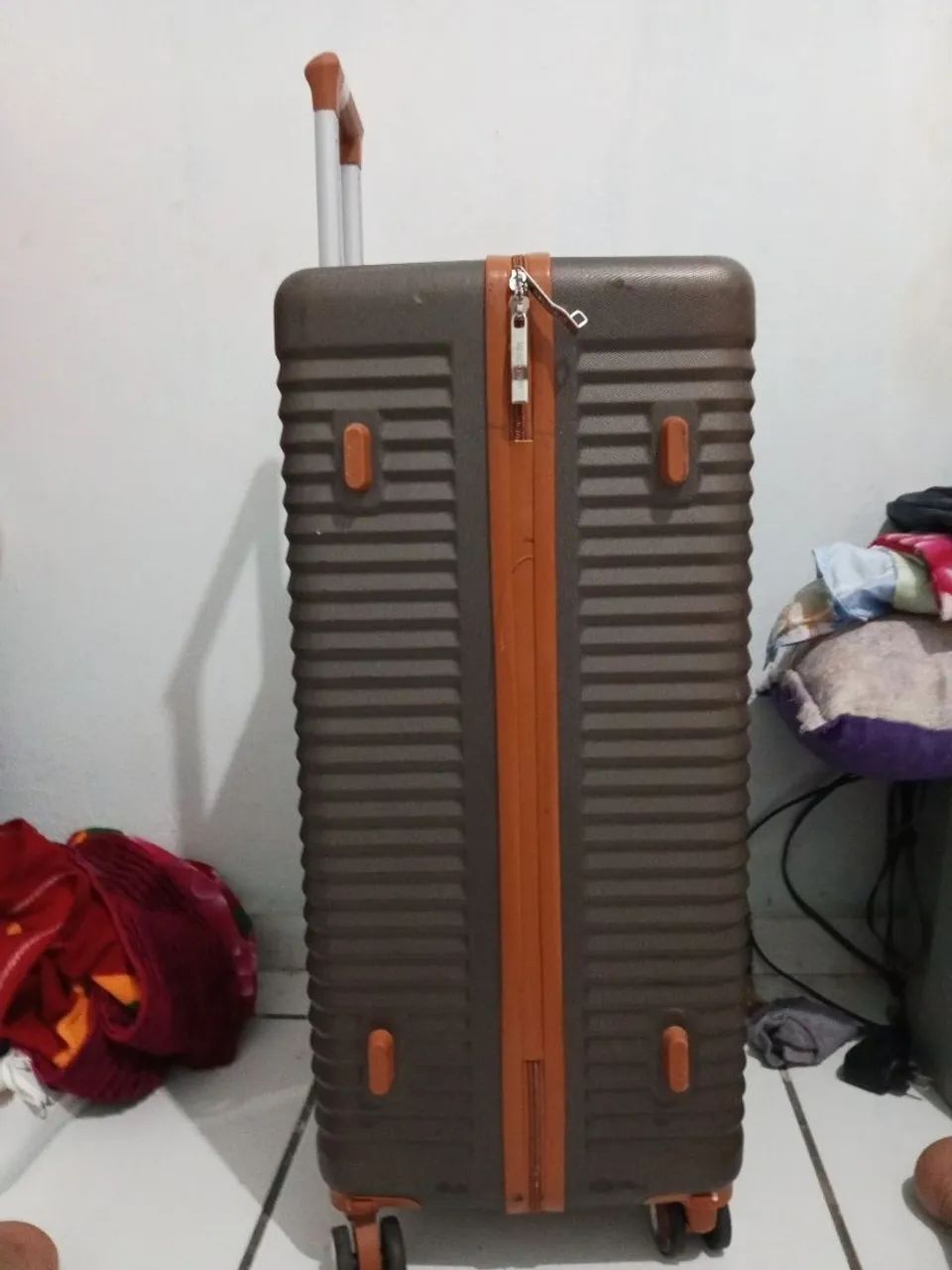 Vende-se Mala MERCOSUR impecável, Mala de Viagem com pneus Rotativosimpecável - Foto 4
