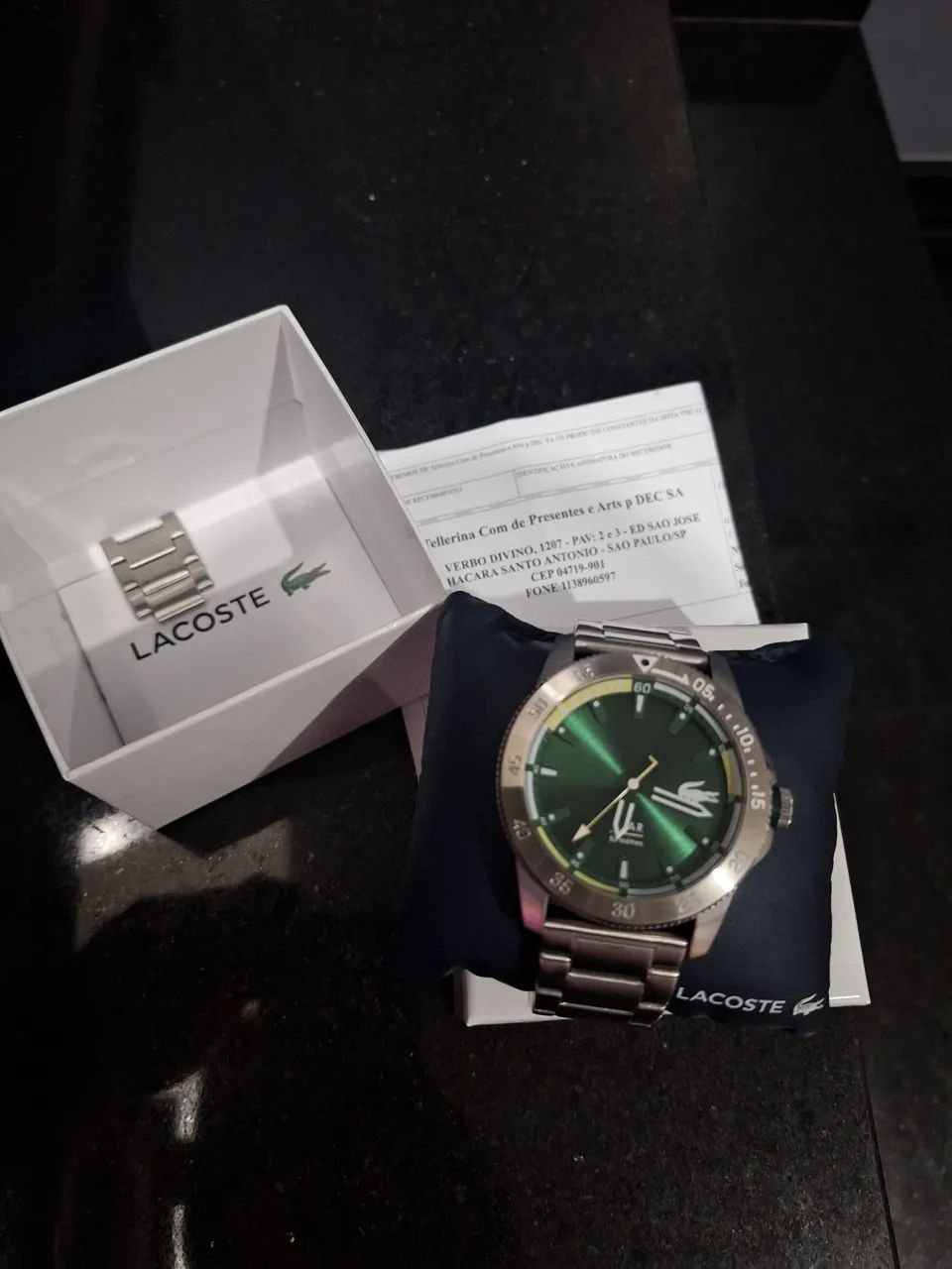 Relógio lacoste em metal fundo verde original 